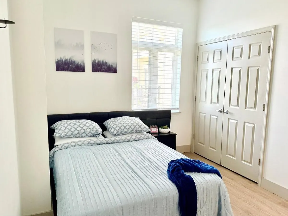 Enjoy Spacious Uptown 4 Br Charlotte 0*,